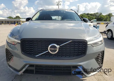 2024 Volvo Xc60 Plus из США, поврежденный, VIN YV4L12RL6R1757704